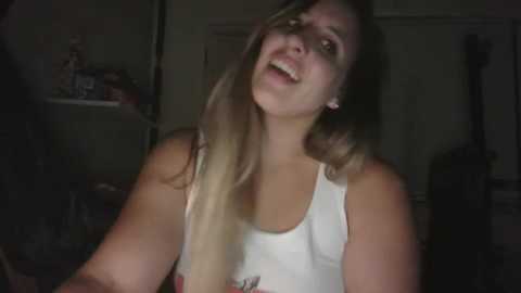 Media: khelzy Chaturbate 2025-09-12 04:32:00