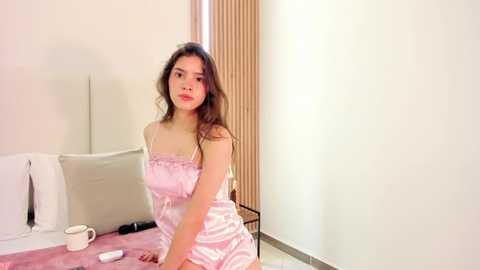 Media: julietastong Chaturbate 2025-09-14 01:50:00