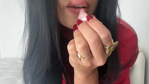 Media: valentinaxo_ Chaturbate 2025-09-14 01:46:00