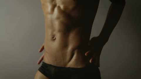 Media: labrinthteasing Chaturbate 2025-09-15 16:35:00