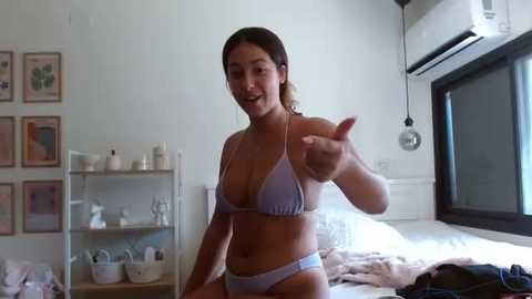 poppysinclaire @ chaturbate on 20250915