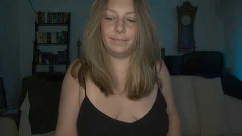 Media: samanthaxdamian Chaturbate 2025-09-16 22:35:00