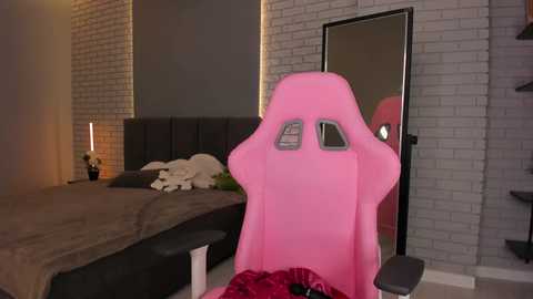 Media: hazel_7 Chaturbate 2025-09-19 16:05:00