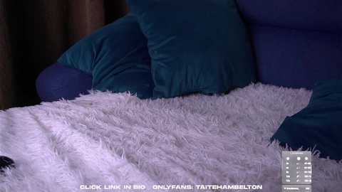 Media: taitehambelton Chaturbate 2025-09-20 03:18:00