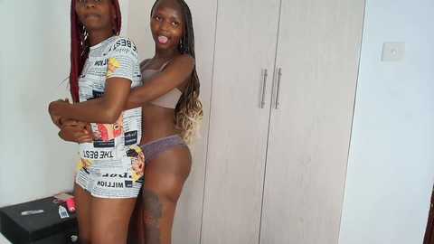 ebony_angelina