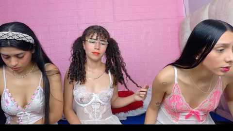 petitestrawberry18