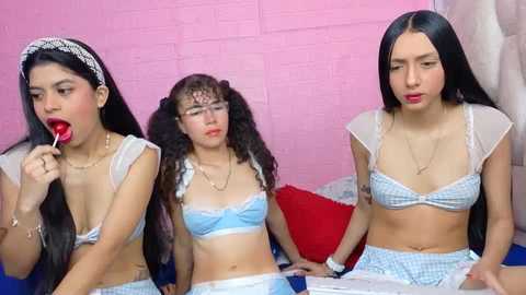 petitestrawberry18