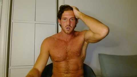 Media: alphahung23 Chaturbate 2025-10-05 21:03:00