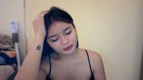 lovely_laura09 @ chaturbate on 20251006