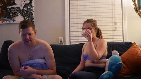 peachespunkins @ chaturbate on 20251006