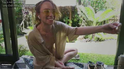 Media: ohmymojo Chaturbate 2025-10-15 05:05:00