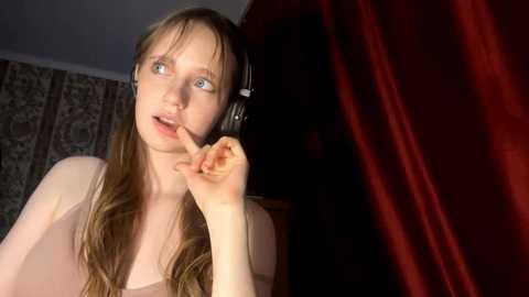 aileenamara @ chaturbate on 20251016