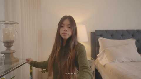 Media: emma_lu1 Chaturbate 2025-10-16 16:03:00