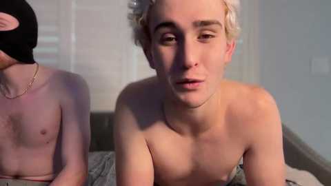 Media: spicey_twins_tv Chaturbate 2025-10-16 00:50:00