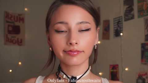 Media: falinecrosthwaite Chaturbate 2025-10-17 21:14:00