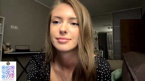 Media: heart_petal Chaturbate 2025-10-17 15:43:00