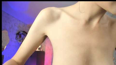 Media: luafynova Chaturbate 2025-10-18 09:28:00