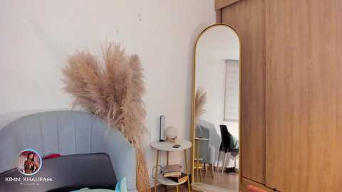 Media: kimm_khalifa Chaturbate 2025-10-19 07:42:00