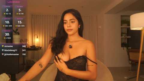 Media: n_o_v_a Chaturbate 2025-10-20 18:06:00