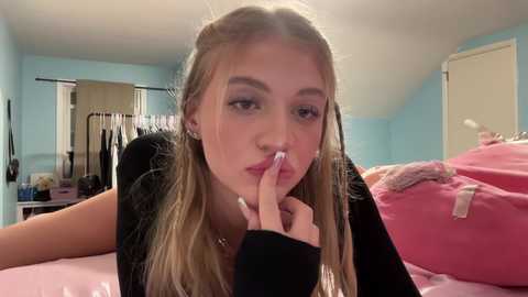 Media: allisontaylorxo Chaturbate 2025-10-22 04:37:00