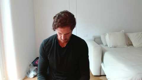 Media: alphahung23 Chaturbate 2025-10-22 11:56:00