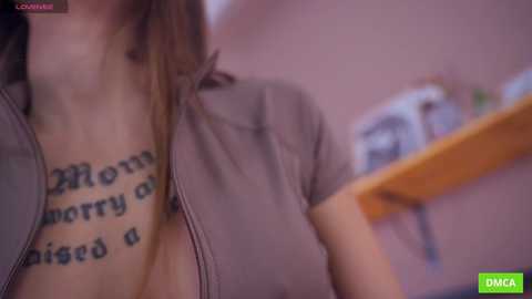 Media: deeptalkss_ Chaturbate 2025-10-22 10:12:00
