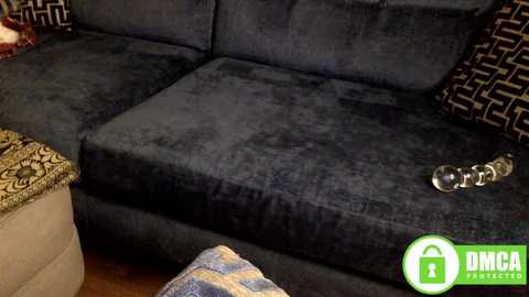 Media: goddessmiamuse Chaturbate 2025-10-22 19:33:00