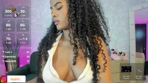 Media: naomixjones1 Chaturbate 2025-10-22 06:43:00