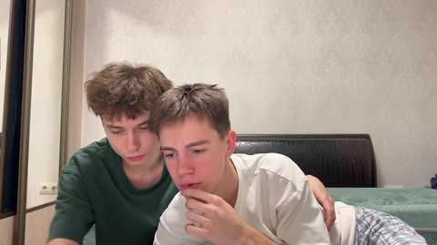 Media: nickoxide Chaturbate 2025-10-22 17:24:00