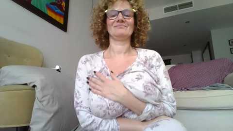 Media: palaustudio Chaturbate 2025-10-22 13:05:00