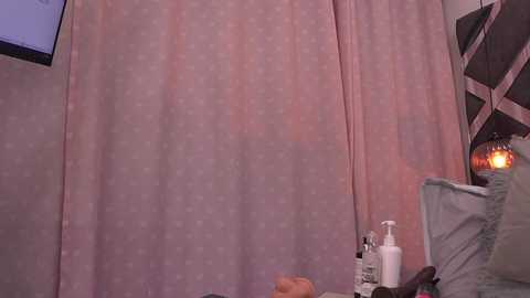 Media: vvioleta_ Chaturbate 2025-10-22 09:46:00