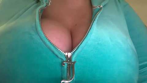 Media: x_dreamgirl_x Chaturbate 2025-10-22 07:06:00