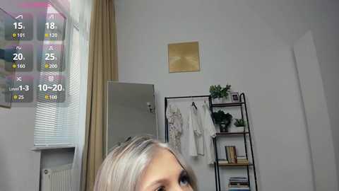 Media: glossybabe_ Chaturbate 2025-10-23 08:16:00