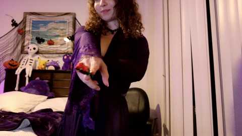 Media: littledeathtrap Chaturbate 2025-10-23 01:44:00