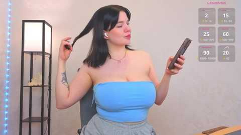 Media: lovlybambi Chaturbate 2025-10-23 11:38:00
