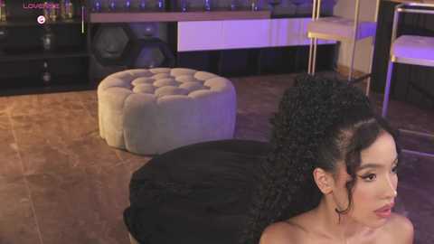 Media: roseferrera Chaturbate 2025-10-23 01:17:00