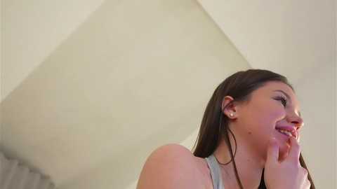 Media: tokyo_bloom Chaturbate 2025-10-23 18:20:00