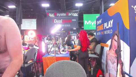 Media: caseykissesxoxo Chaturbate 2025-10-25 20:52:00