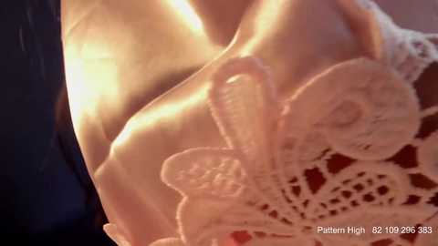 Media: sabrina_geek Chaturbate 2025-10-26 03:46:00