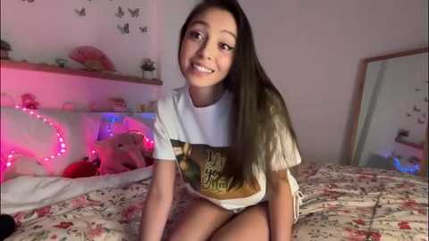 Media: keirasworld Chaturbate 2025-10-27 00:24:00