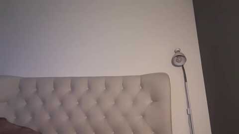 Media: js_girls Chaturbate 2025-11-01 17:52:00