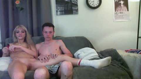 Media: lilvioletxxx Chaturbate 2025-11-02 05:01:00