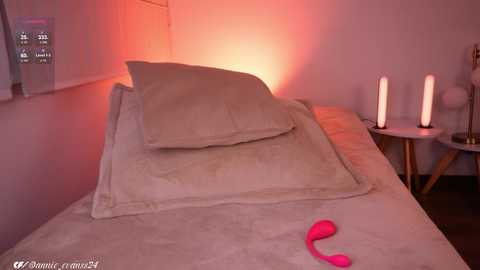 Media: annie_evans24 Chaturbate 2025-11-03 02:35:00