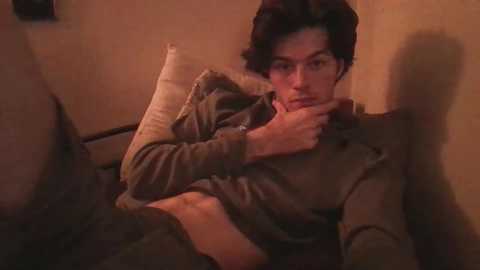 Media: cuteboymegadick Chaturbate 2025-11-03 03:39:00