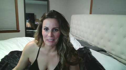 Media: koralynn777 Chaturbate 2025-11-03 05:27:00