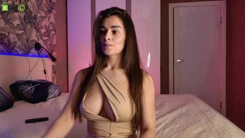 Media: sweeeet_eva Chaturbate 2025-11-04 20:42:00