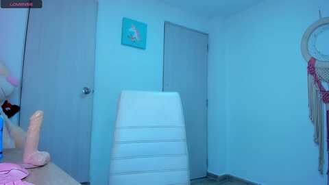 Media: carolinalovehot Chaturbate 2025-11-07 16:30:00