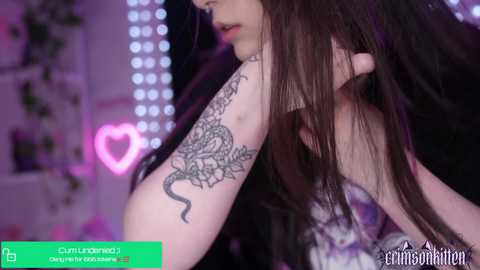 Media: crimsonkitten Chaturbate 2025-11-08 05:23:00