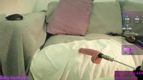 Media: lusciouslipsxx Chaturbate 2025-11-08 12:24:00