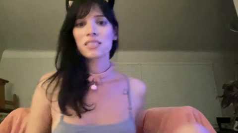 Media: kikihart Chaturbate 2025-11-09 06:15:00